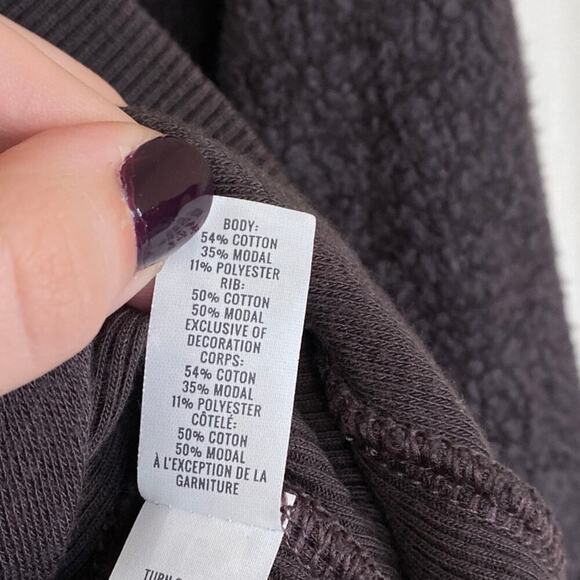 AERIE Chilled Out Split Hem Teddy Soft Sweatshirt Size Small Brown Fleece - Picture 9 of 9